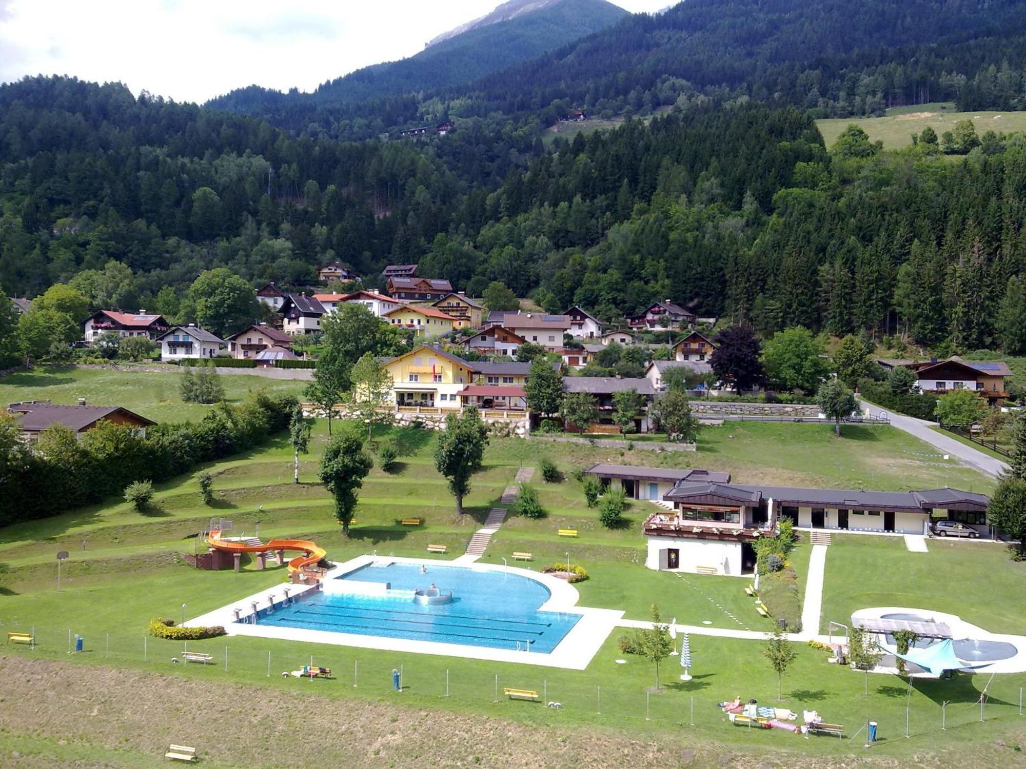 Appartementhaus Flattach Goritschnig Exterior foto